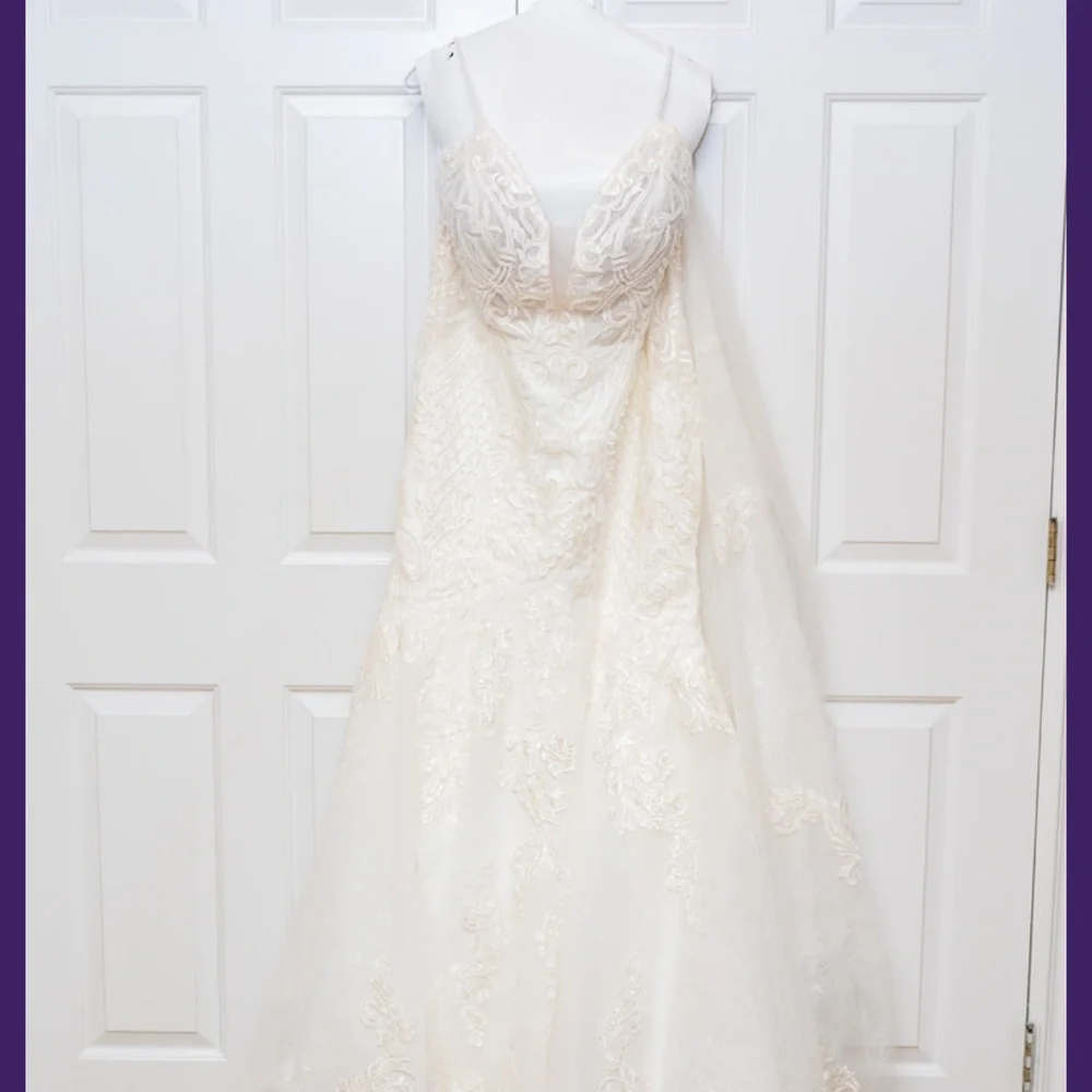 Wedding dress